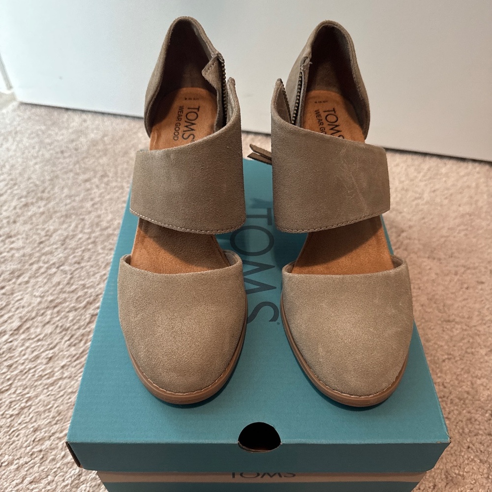 Toms Taupe Suede Heeled Mary Jane Pumps